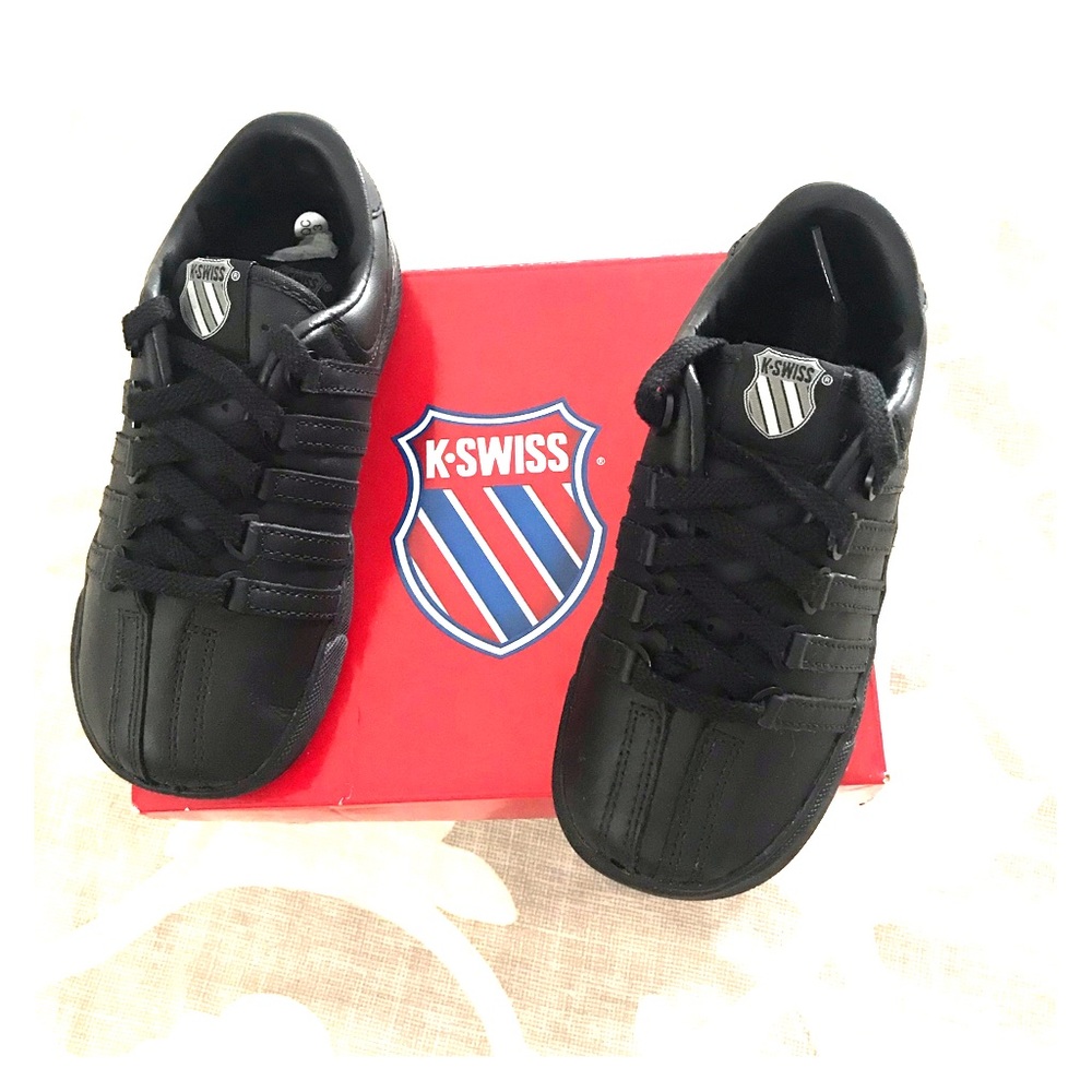 K-SWISS CLASSICS